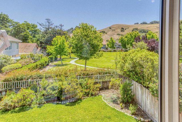 21041 Country Park Road, Salinas, CA 93908