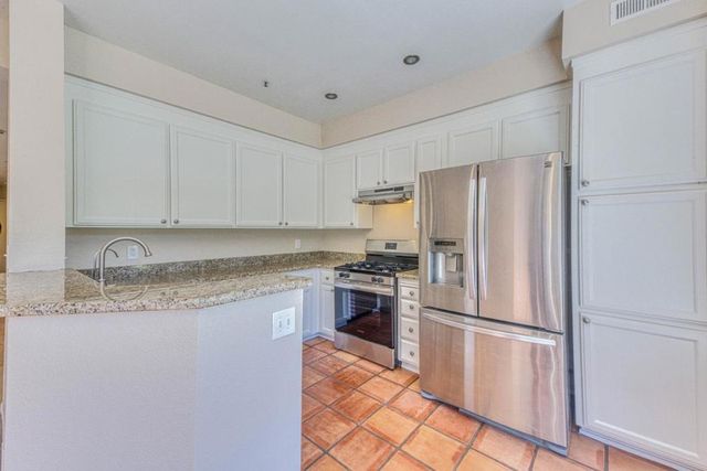 21041 Country Park Road, Salinas, CA 93908
