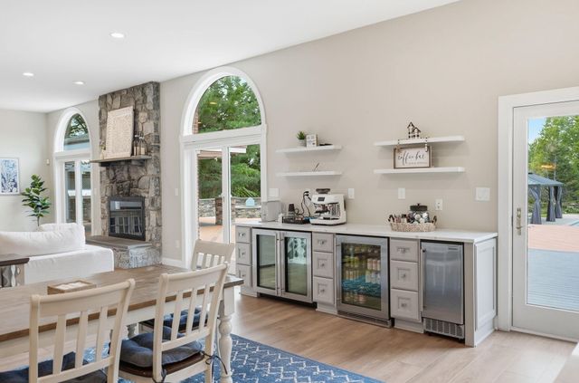13516 TRAVILAH RD, North Potomac, MD 20878