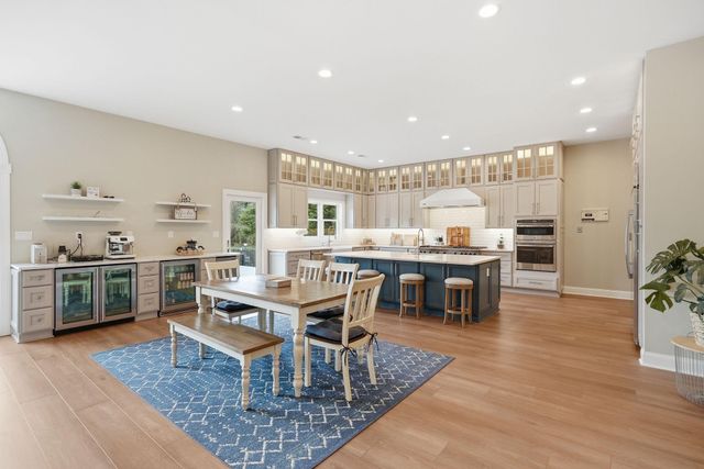 13516 TRAVILAH RD, North Potomac, MD 20878