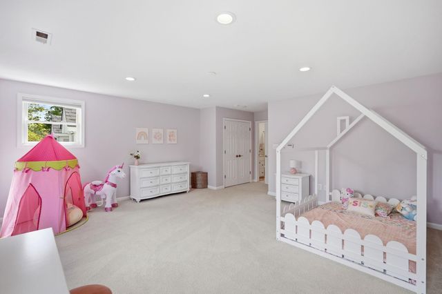 13516 TRAVILAH RD, North Potomac, MD 20878