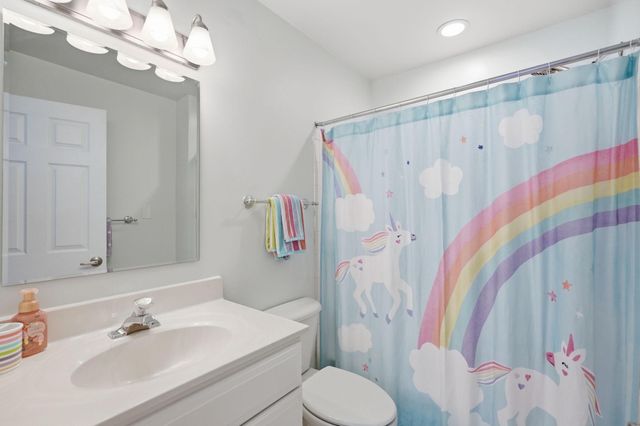 13516 TRAVILAH RD, North Potomac, MD 20878