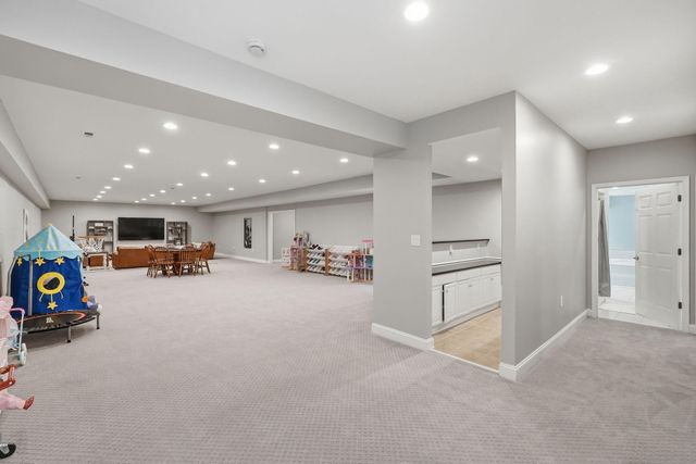 13516 TRAVILAH RD, North Potomac, MD 20878