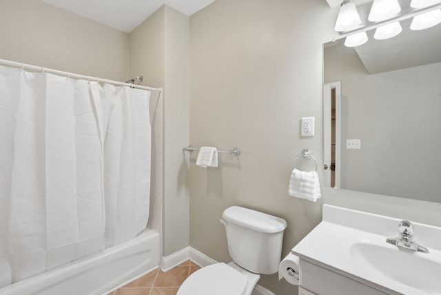 13516 TRAVILAH RD, North Potomac, MD 20878