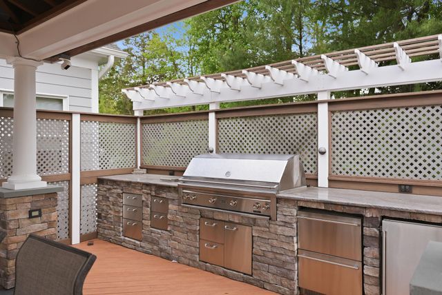 13516 TRAVILAH RD, North Potomac, MD 20878
