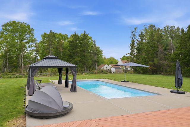 13516 TRAVILAH RD, North Potomac, MD 20878