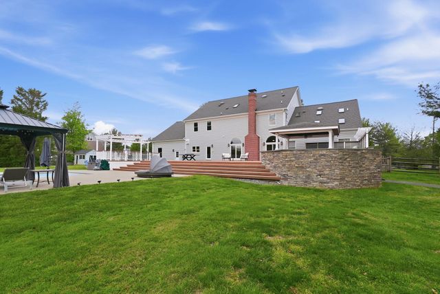 13516 TRAVILAH RD, North Potomac, MD 20878
