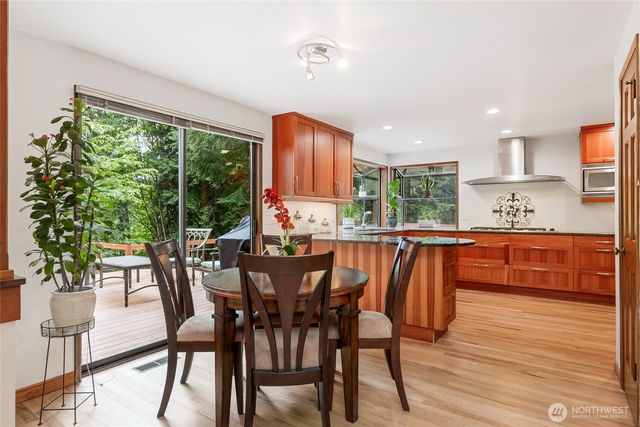 3903 142nd Place NE, Bellevue, WA 98007