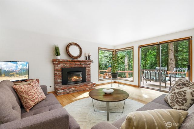 3903 142nd Place NE, Bellevue, WA 98007