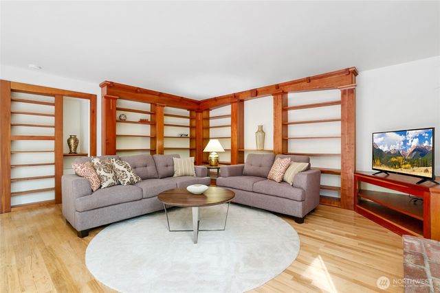 3903 142nd Place NE, Bellevue, WA 98007