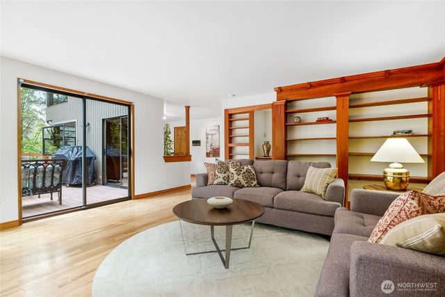 3903 142nd Place NE, Bellevue, WA 98007