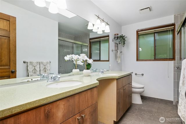 3903 142nd Place NE, Bellevue, WA 98007