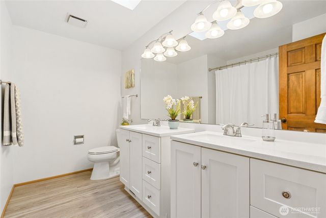 3903 142nd Place NE, Bellevue, WA 98007