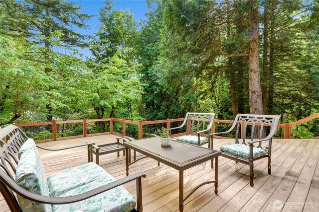 3903 142nd Place NE, Bellevue, WA 98007