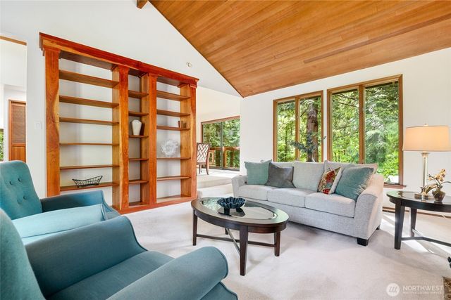 3903 142nd Place NE, Bellevue, WA 98007