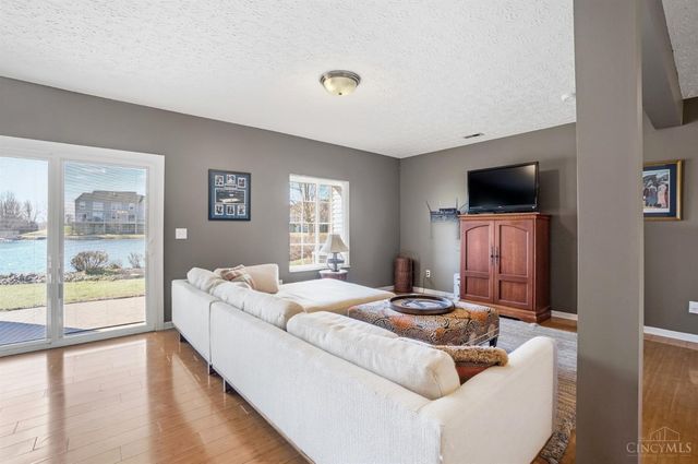 4019 Fieldsedge Drive, Mason, OH 45040