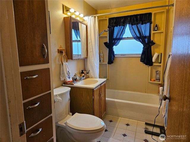 171 Ivy Street SE, Ephrata, WA 98823