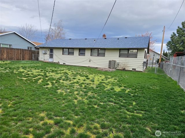 171 Ivy Street SE, Ephrata, WA 98823