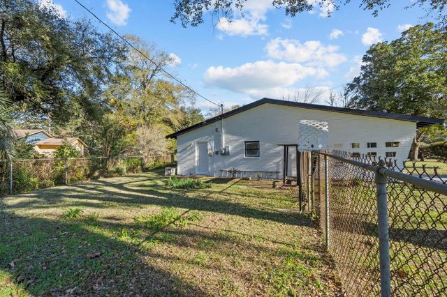 1407 Lamar Drive, La Marque, TX 77568