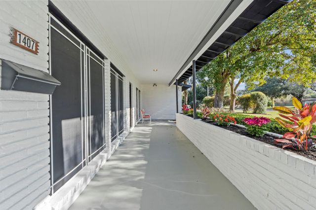 1407 Lamar Drive, La Marque, TX 77568