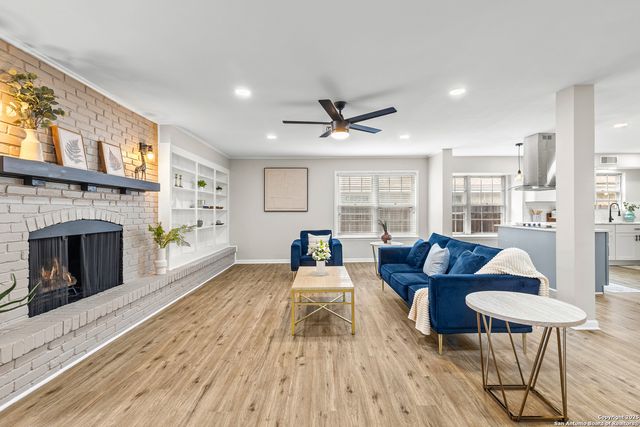 371 Pike, San Antonio, TX 78209
