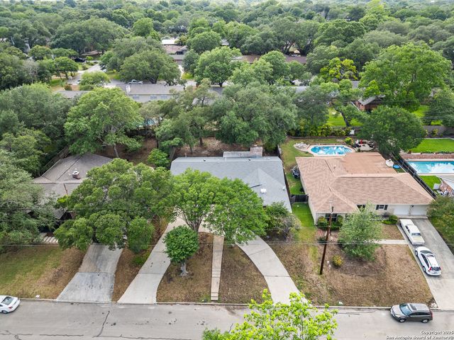 371 Pike, San Antonio, TX 78209
