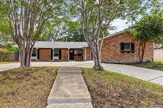 371 Pike, San Antonio, TX 78209
