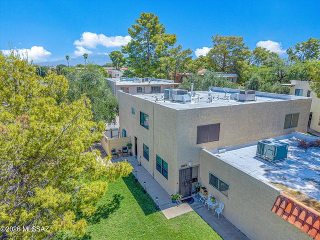 6680 E Calle La Paz B, Tucson, AZ 85715