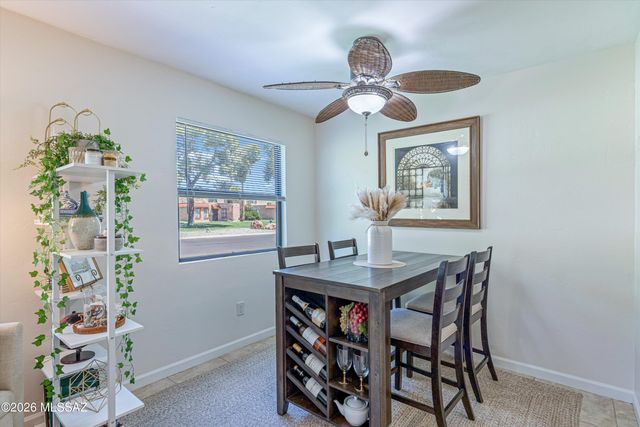 6680 E Calle La Paz B, Tucson, AZ 85715