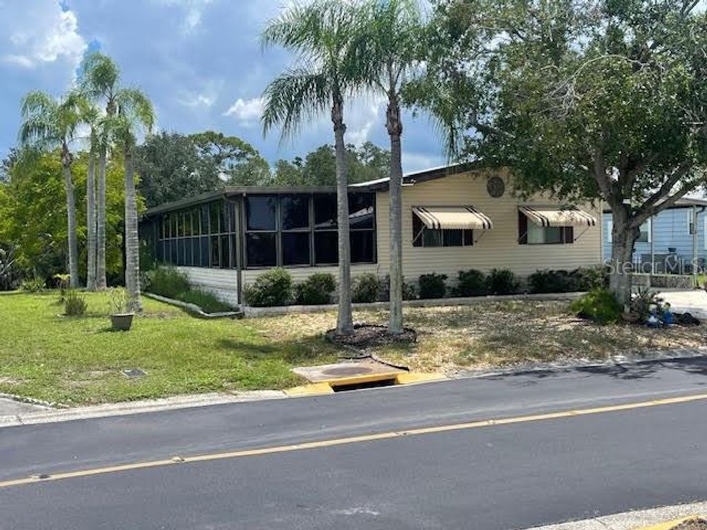 104 N SAINT THOMAS CIRCLE, Apollo Beach, FL 33572