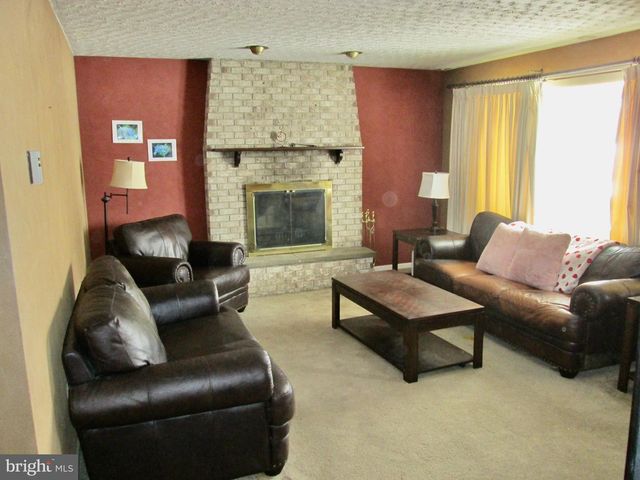 524 PRISON RD, Leesport, PA 19533