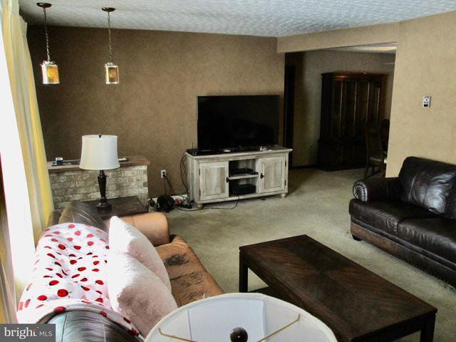 524 PRISON RD, Leesport, PA 19533