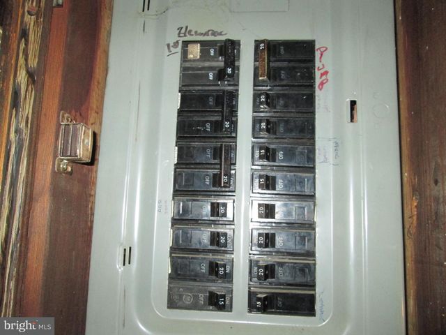 524 PRISON RD, Leesport, PA 19533