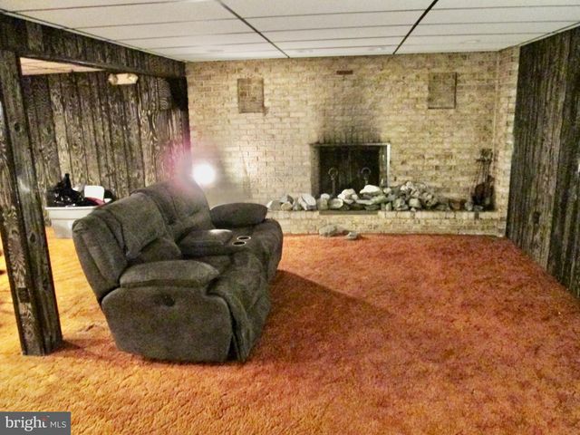 524 PRISON RD, Leesport, PA 19533