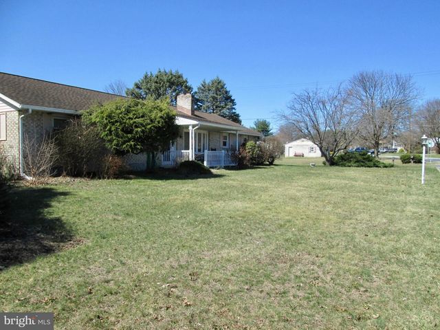 524 PRISON RD, Leesport, PA 19533