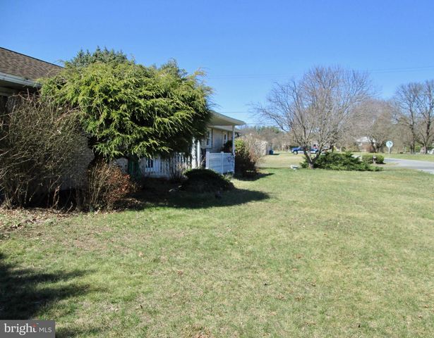 524 PRISON RD, Leesport, PA 19533