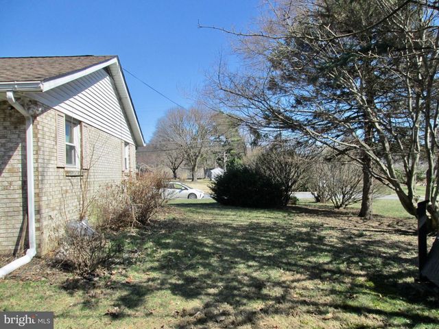 524 PRISON RD, Leesport, PA 19533