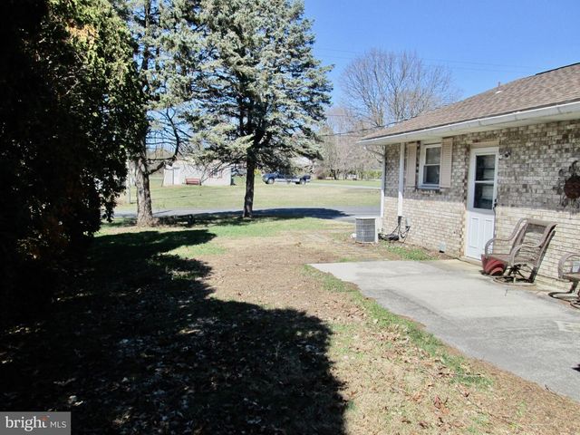 524 PRISON RD, Leesport, PA 19533