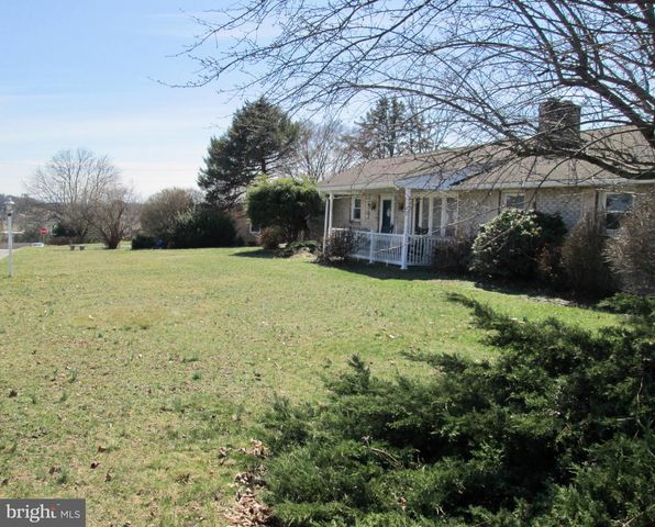 524 PRISON RD, Leesport, PA 19533