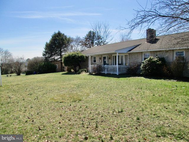 524 PRISON RD, Leesport, PA 19533