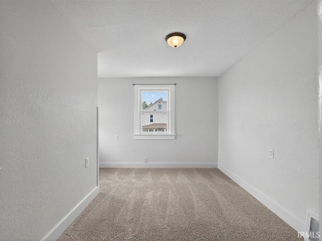2338 N Clinton Street, Fort Wayne, IN 46805