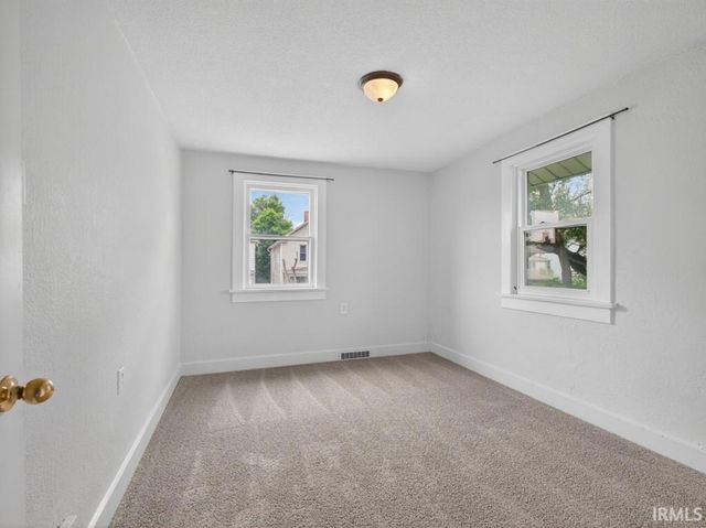 2338 N Clinton Street, Fort Wayne, IN 46805