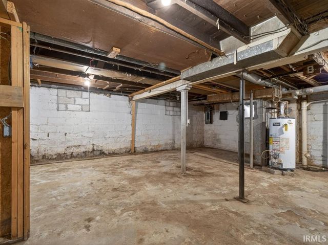 2338 N Clinton Street, Fort Wayne, IN 46805