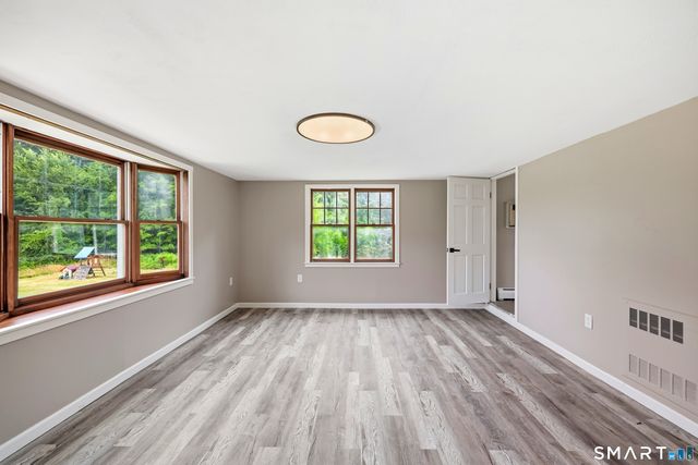 36 Krug Road, Preston, CT 06365