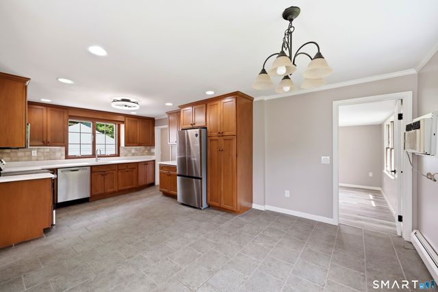 36 Krug Road, Preston, CT 06365