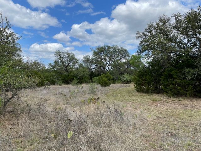 302 Vista View TRL, Spicewood, TX 78669