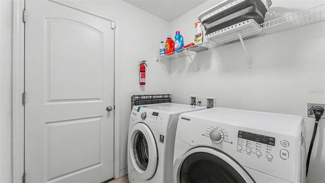 2121 GENEVA DRIVE, Lakeland, FL 33805