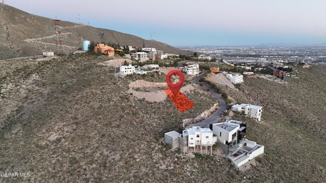 23 APACHE CREST Drive, El Paso, TX 79902