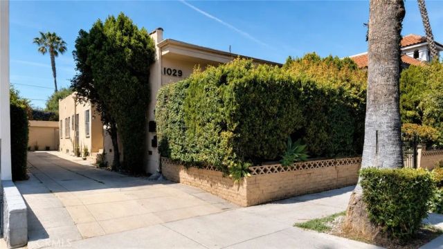 1029 N Orange Grove, West Hollywood, CA 90046
