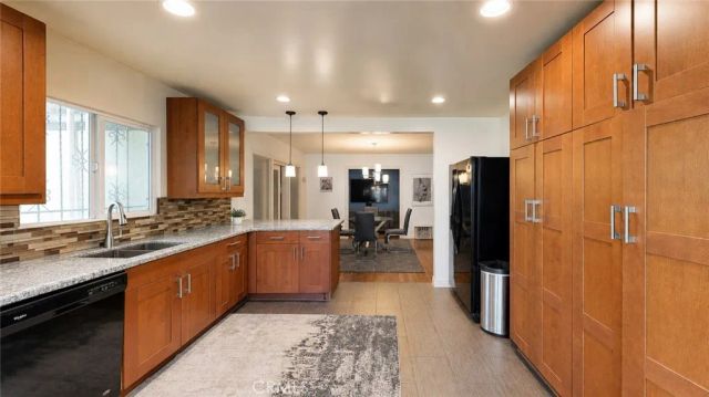 1029 N Orange Grove, West Hollywood, CA 90046